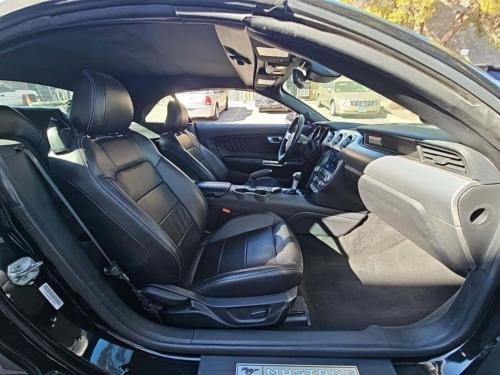 2022 Ford Mustang EcoBoost Premium RWD