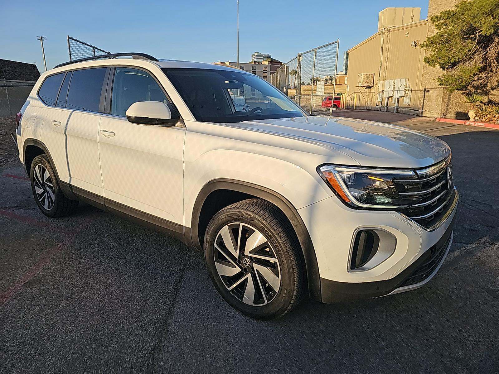 2024 Volkswagen Atlas 2.0T SE FWD