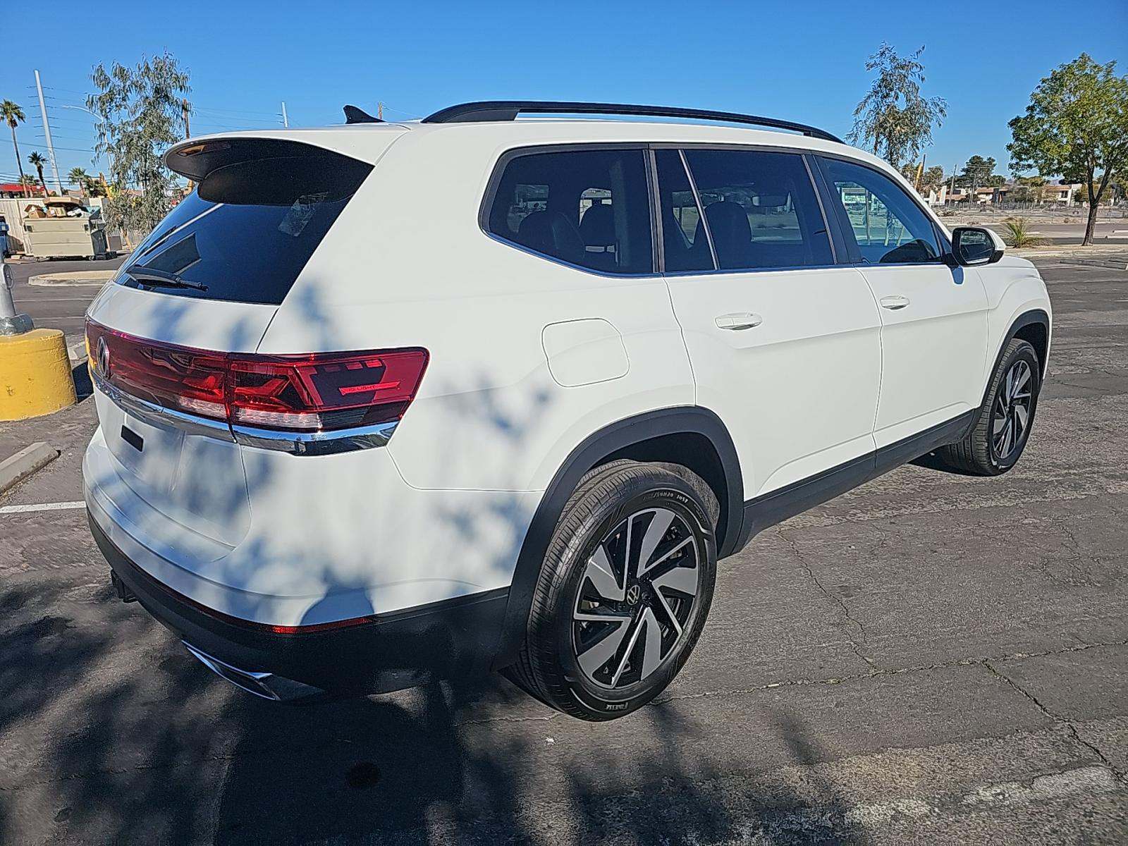 2025 Volkswagen Atlas 2.0T SE FWD