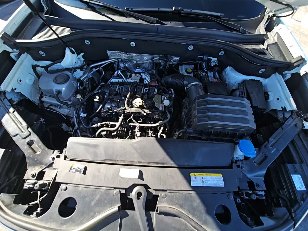 2025 Volkswagen Atlas 2.0T SE FWD