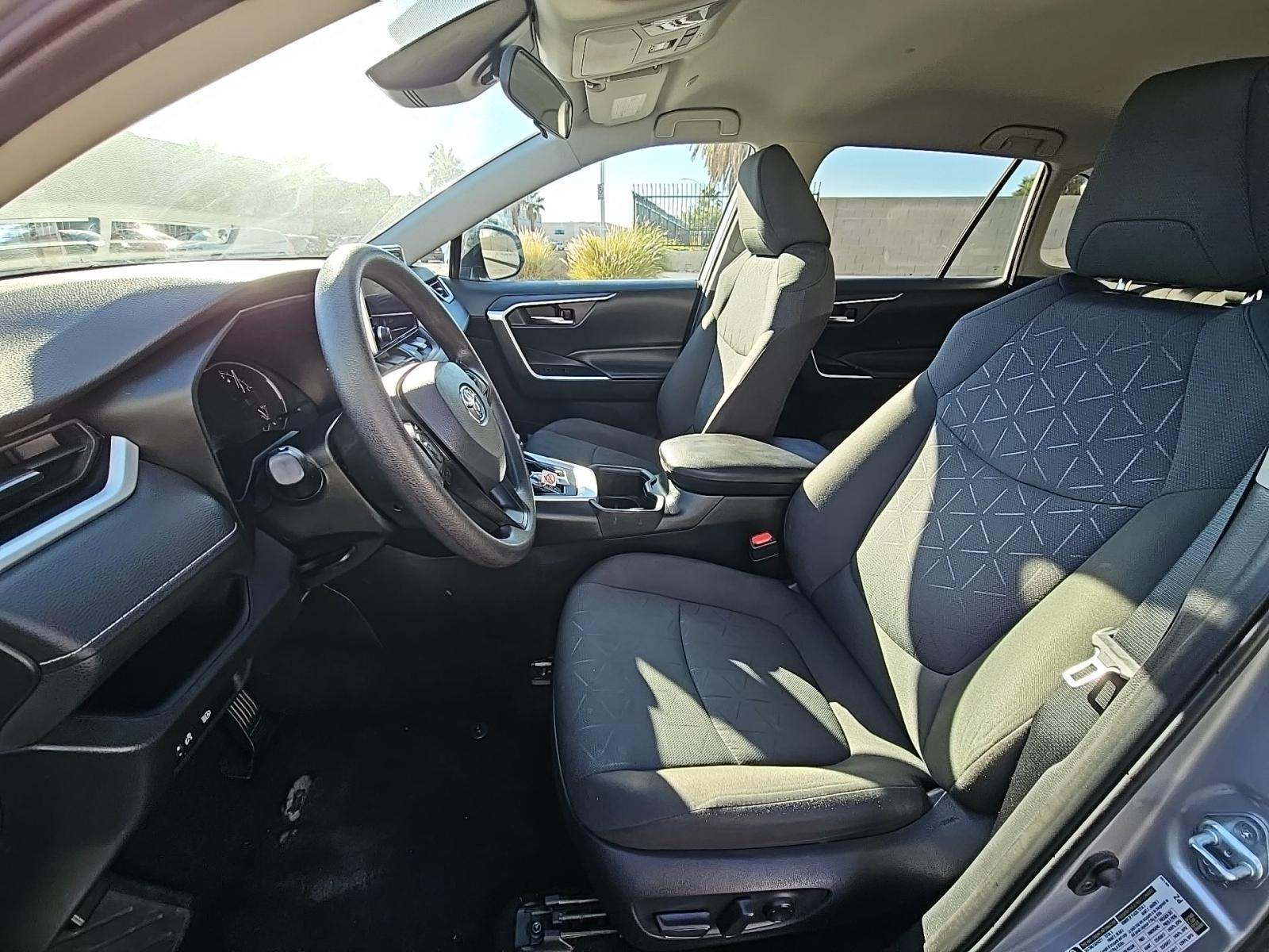 2024 Toyota RAV4 XLE FWD