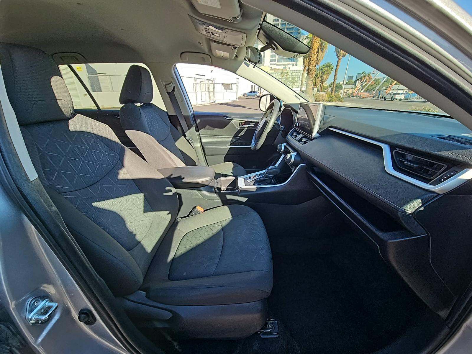 2024 Toyota RAV4 XLE FWD