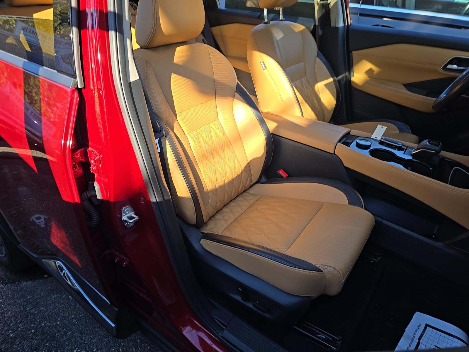 2023 Nissan Rogue Platinum AWD