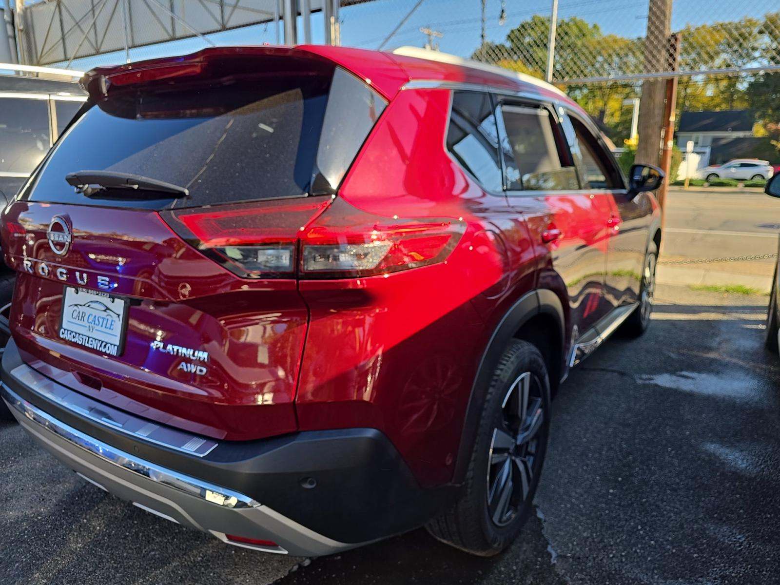 2023 Nissan Rogue Platinum AWD