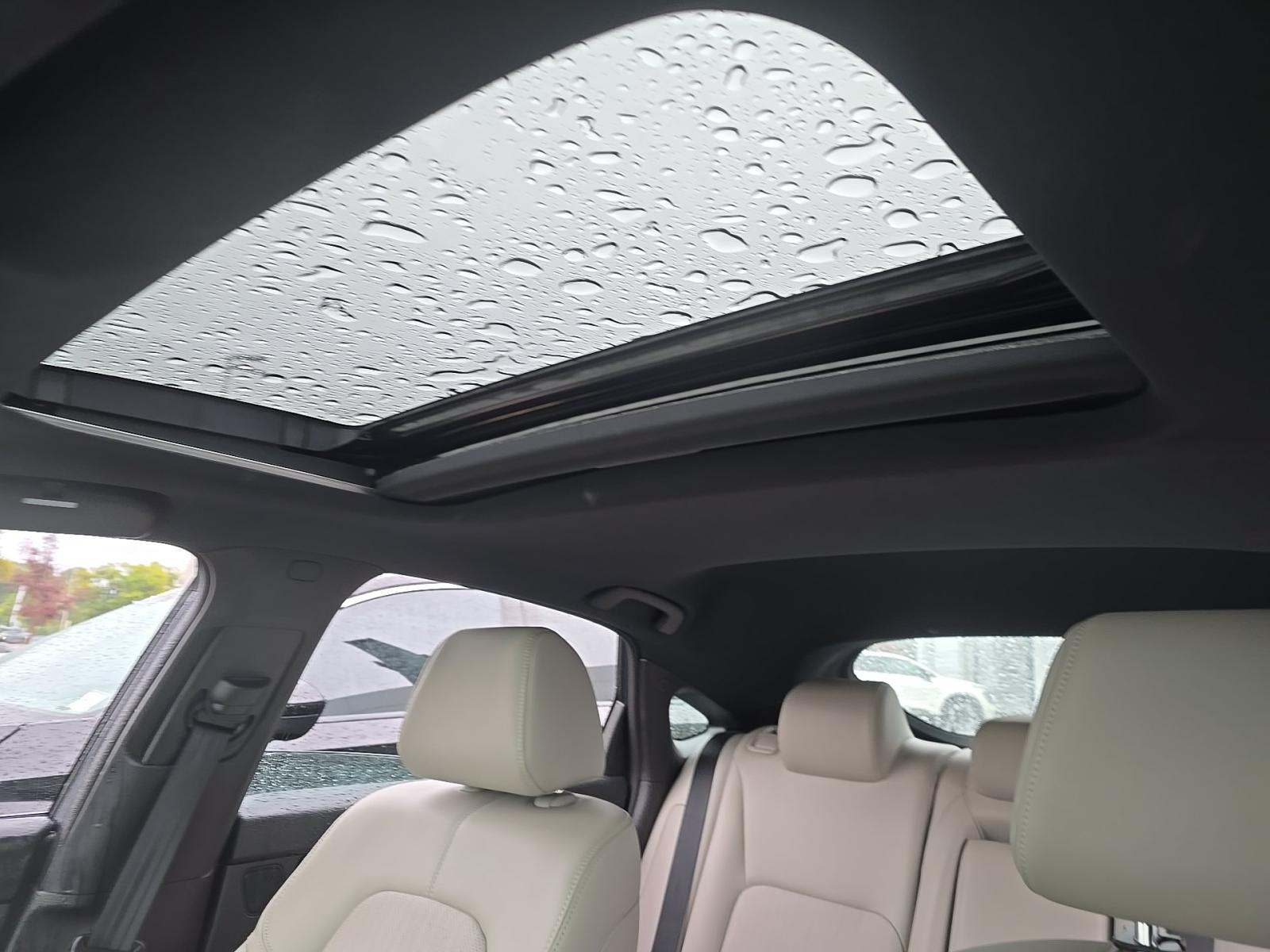 2023 Honda Civic Sport Touring FWD