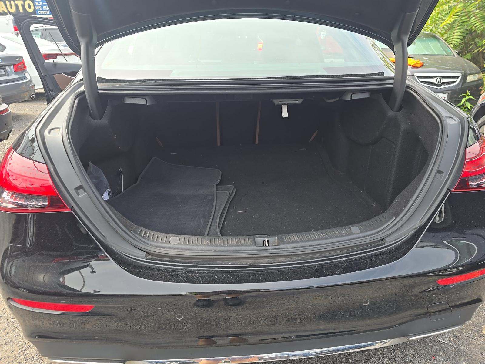 2022 Mercedes-Benz E-Class E 350 RWD