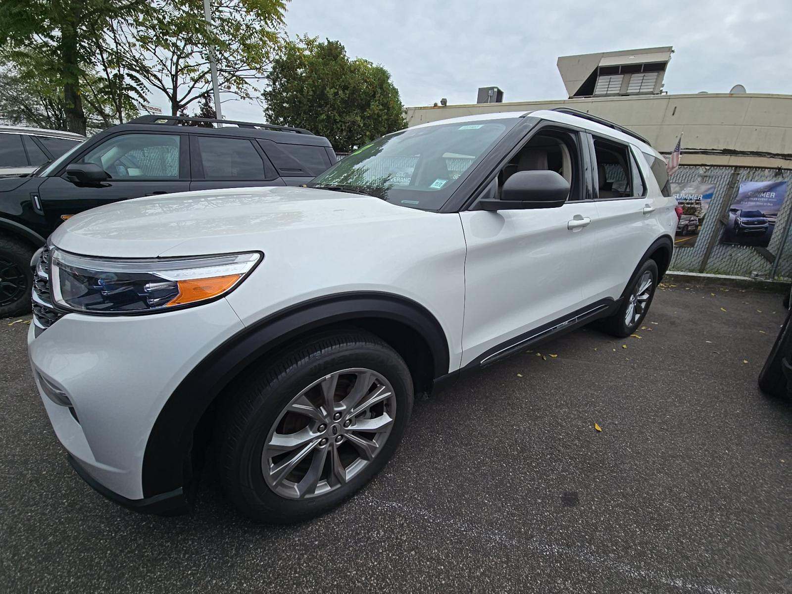 2022 Ford Explorer XLT AWD
