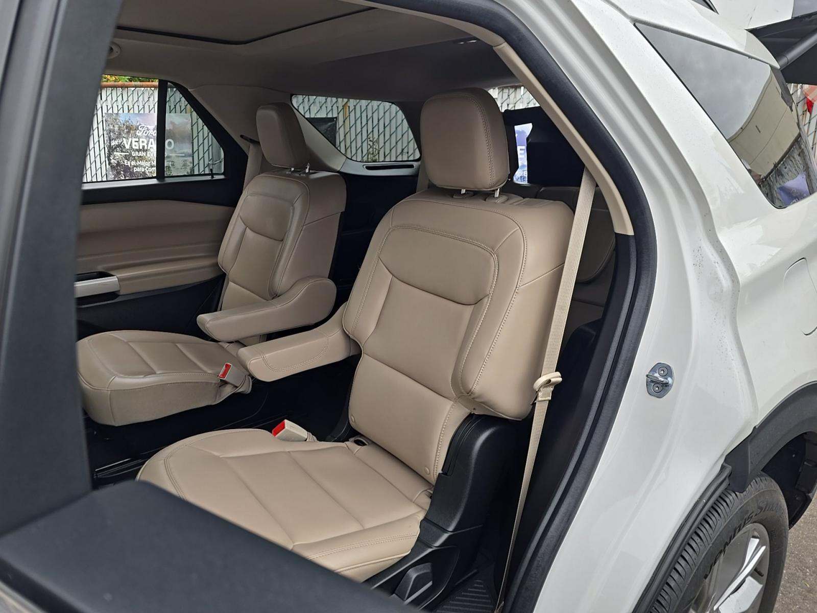 2022 Ford Explorer XLT AWD