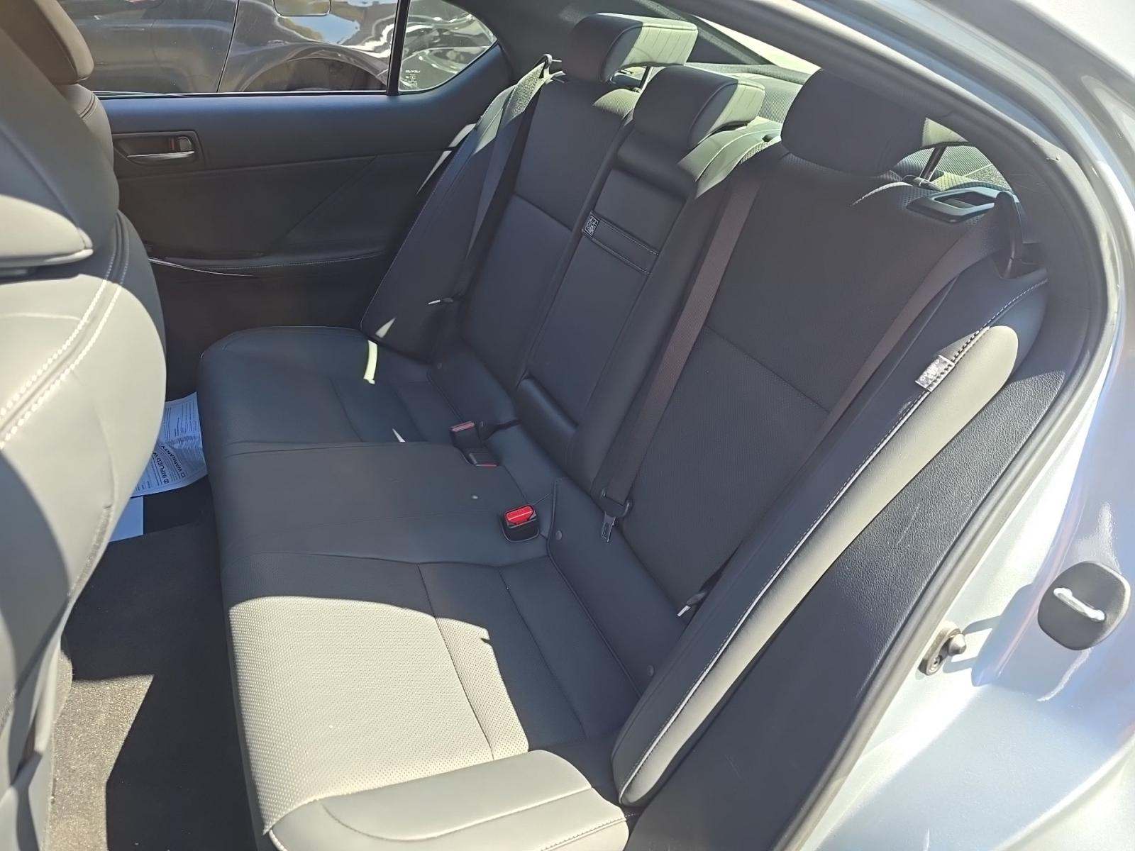 2023 Lexus IS IS 300 RWD