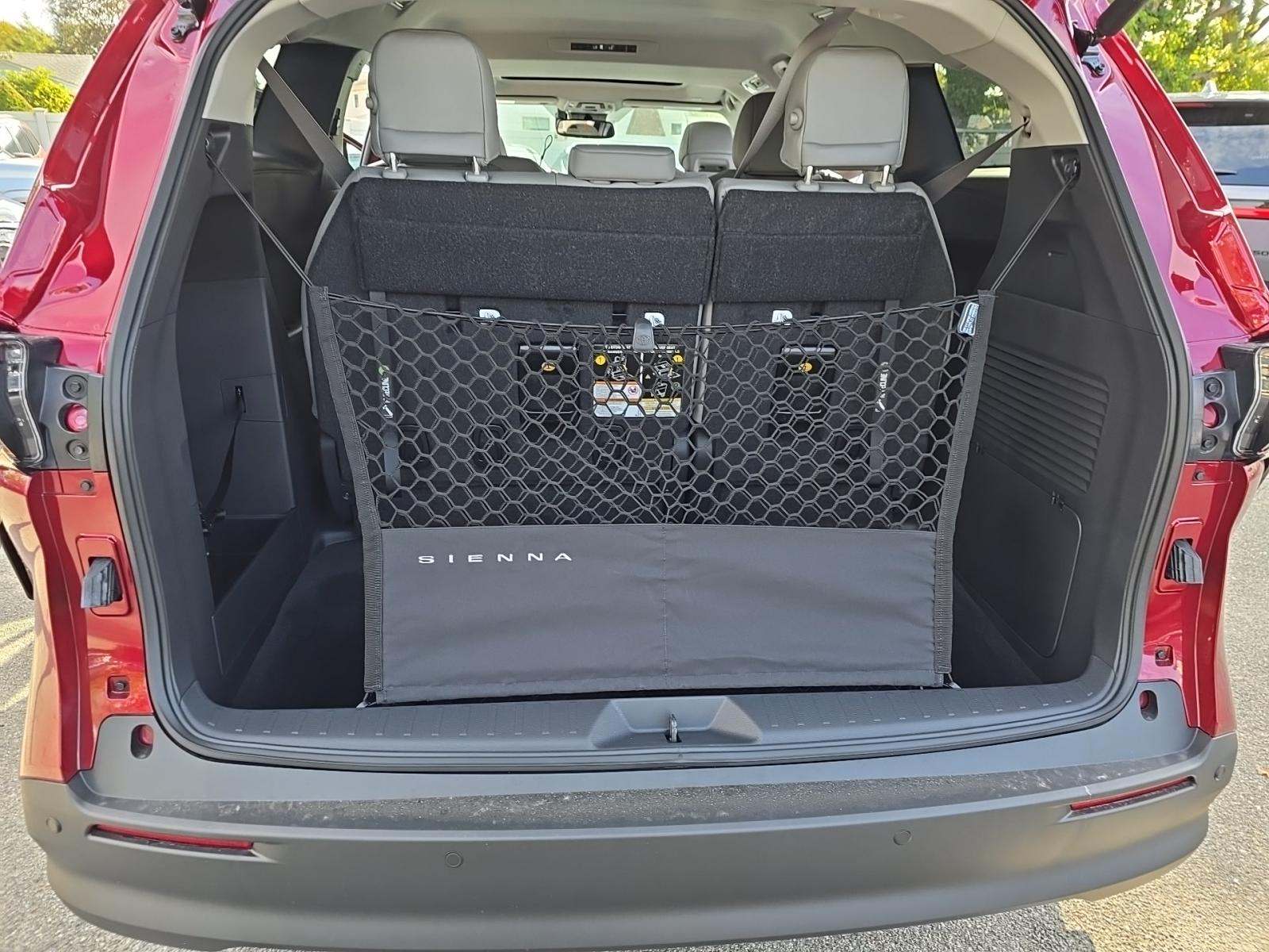 2025 Toyota Sienna XLE FWD