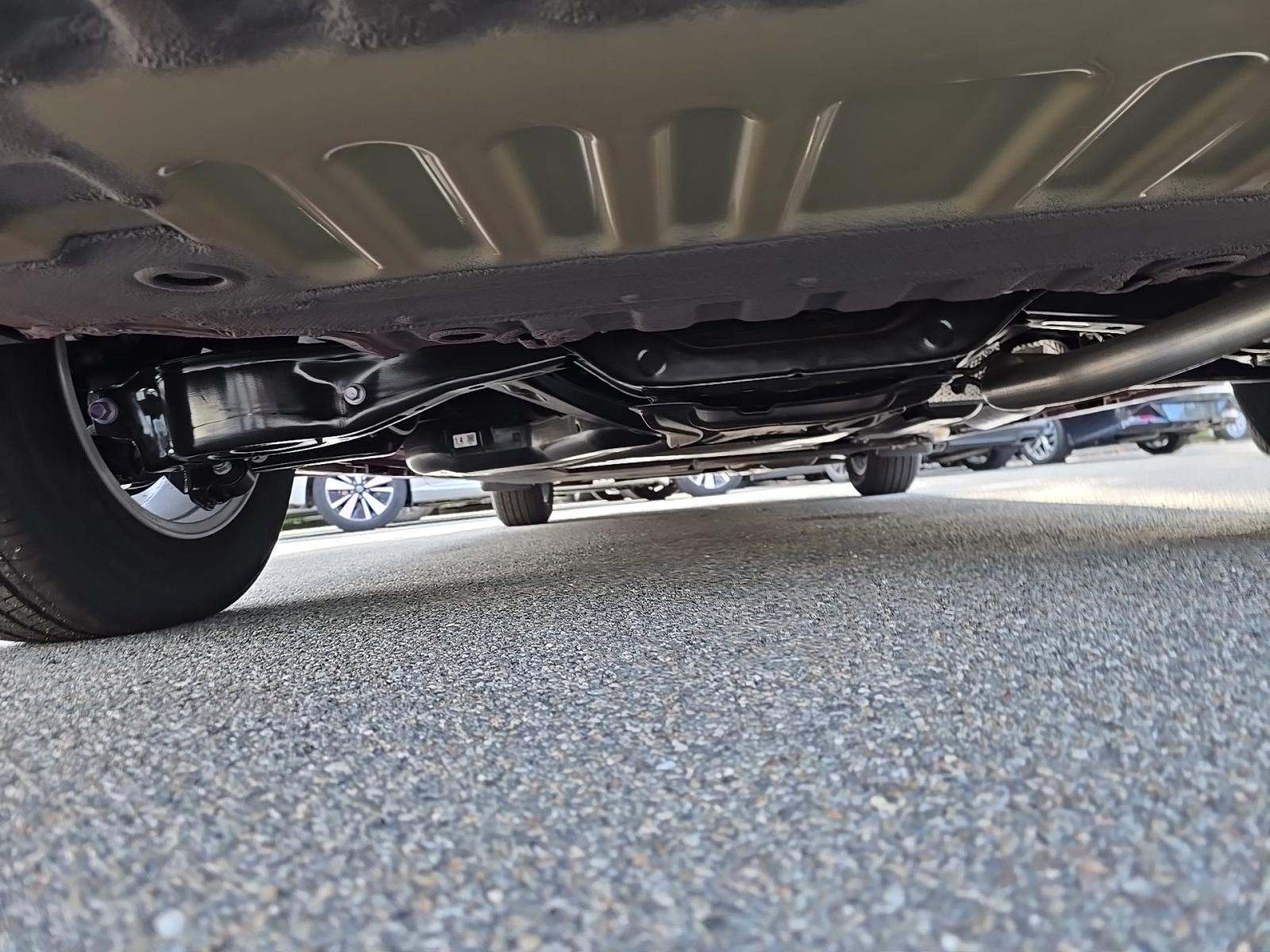 2025 Toyota Sienna XLE FWD