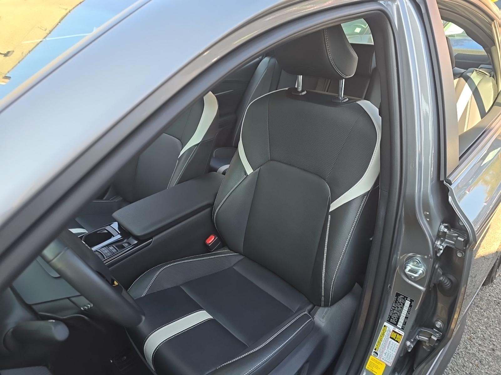 2025 Toyota Camry SE FWD