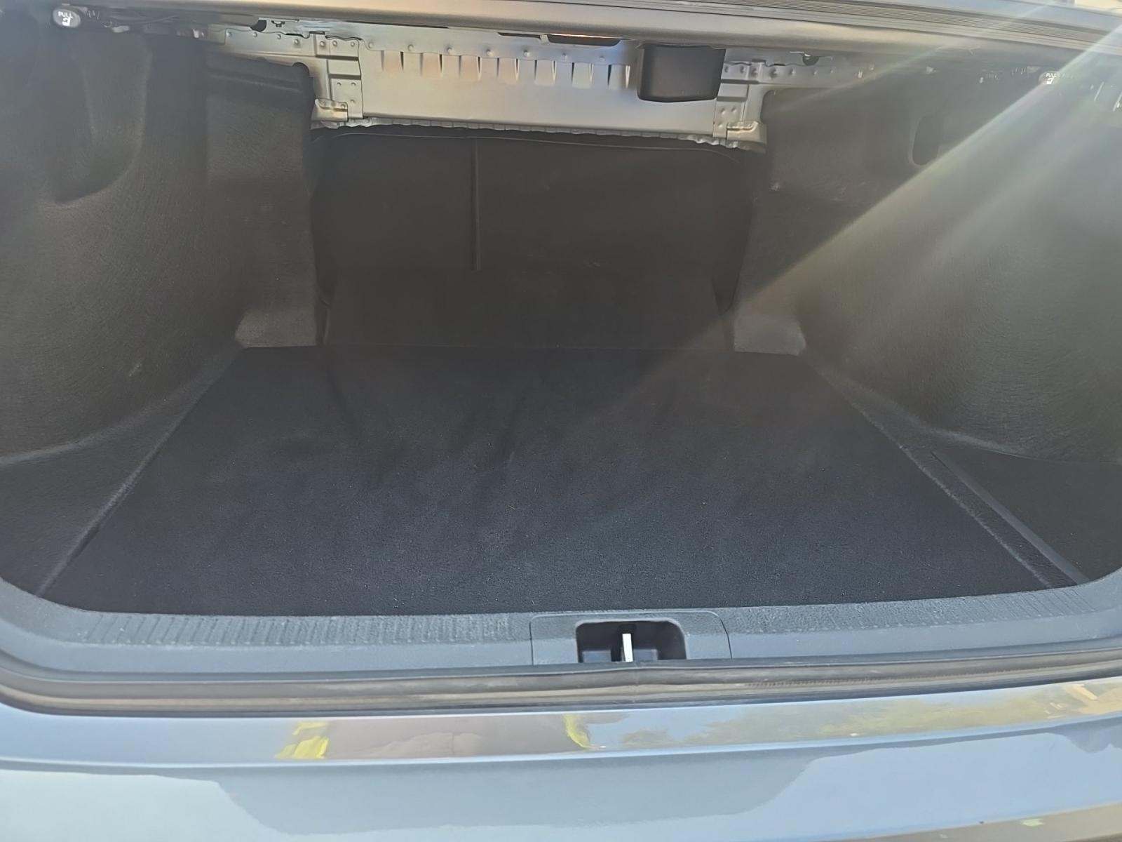 2025 Toyota Camry SE FWD