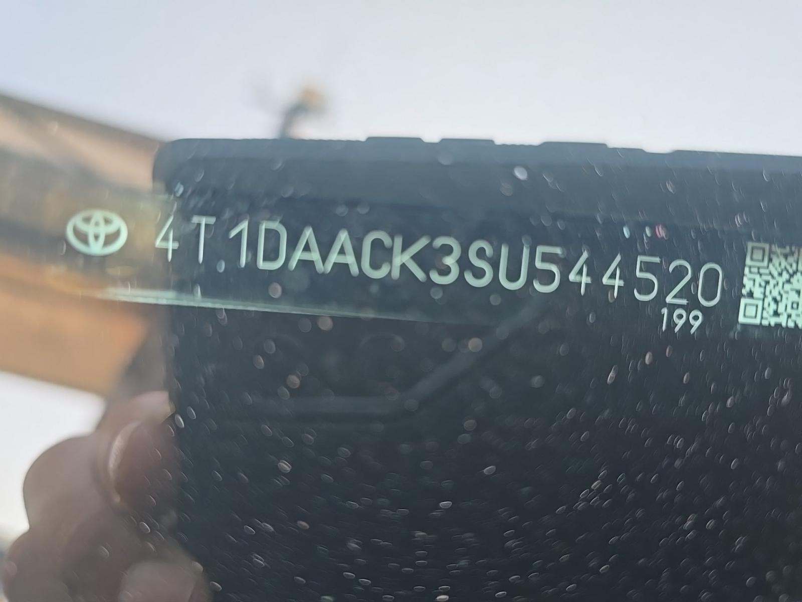 2025 Toyota Camry SE FWD