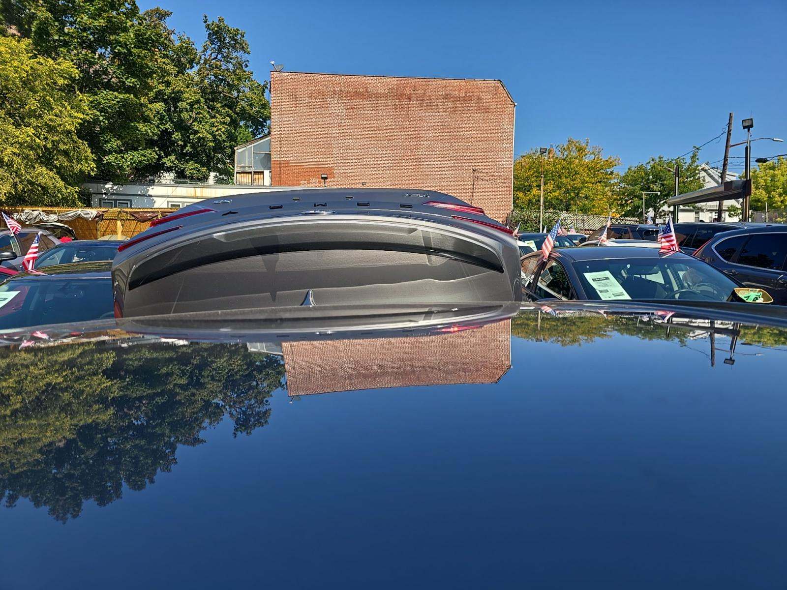 2025 Toyota Camry SE FWD