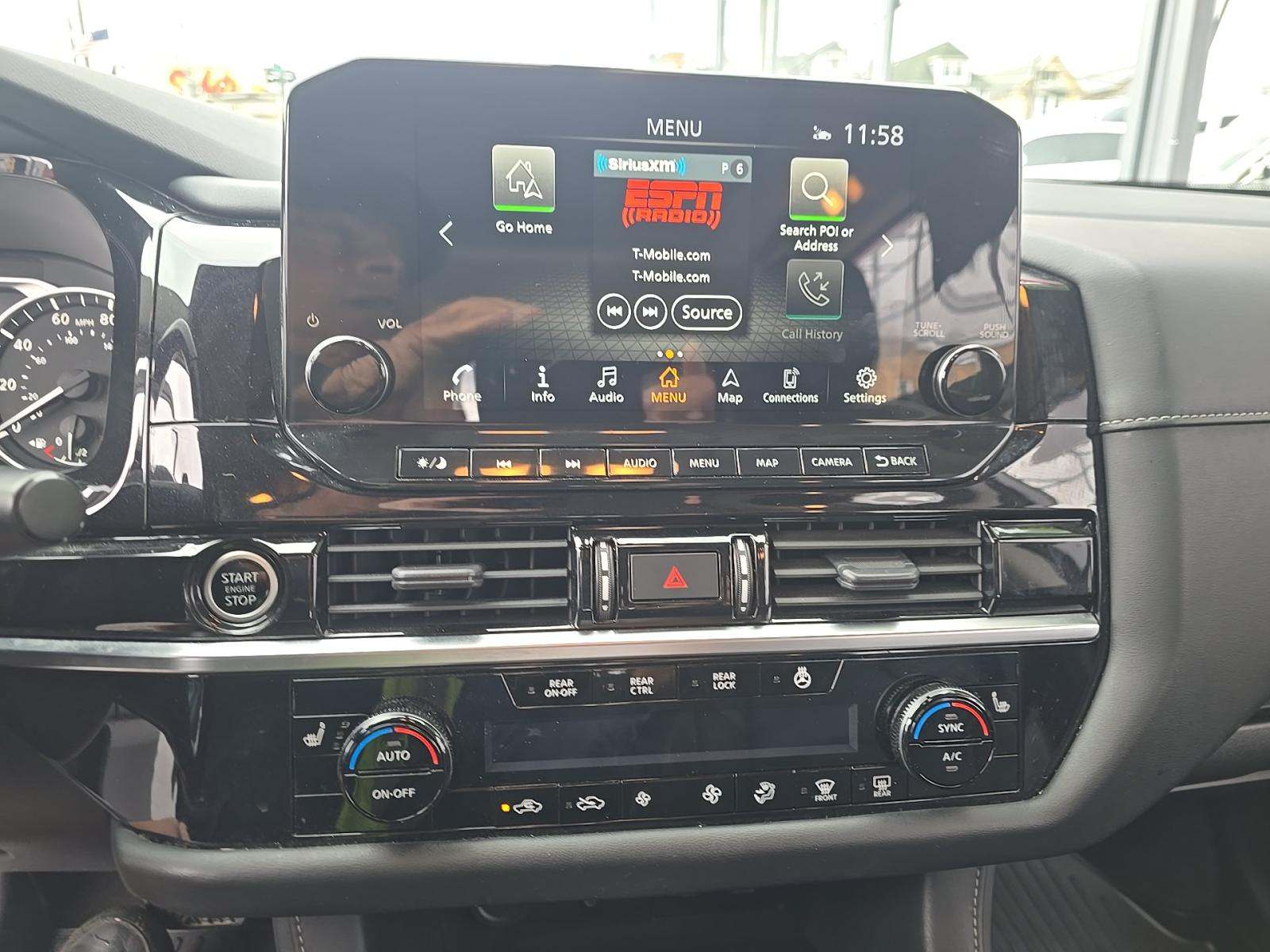 2023 Nissan Pathfinder SL AWD