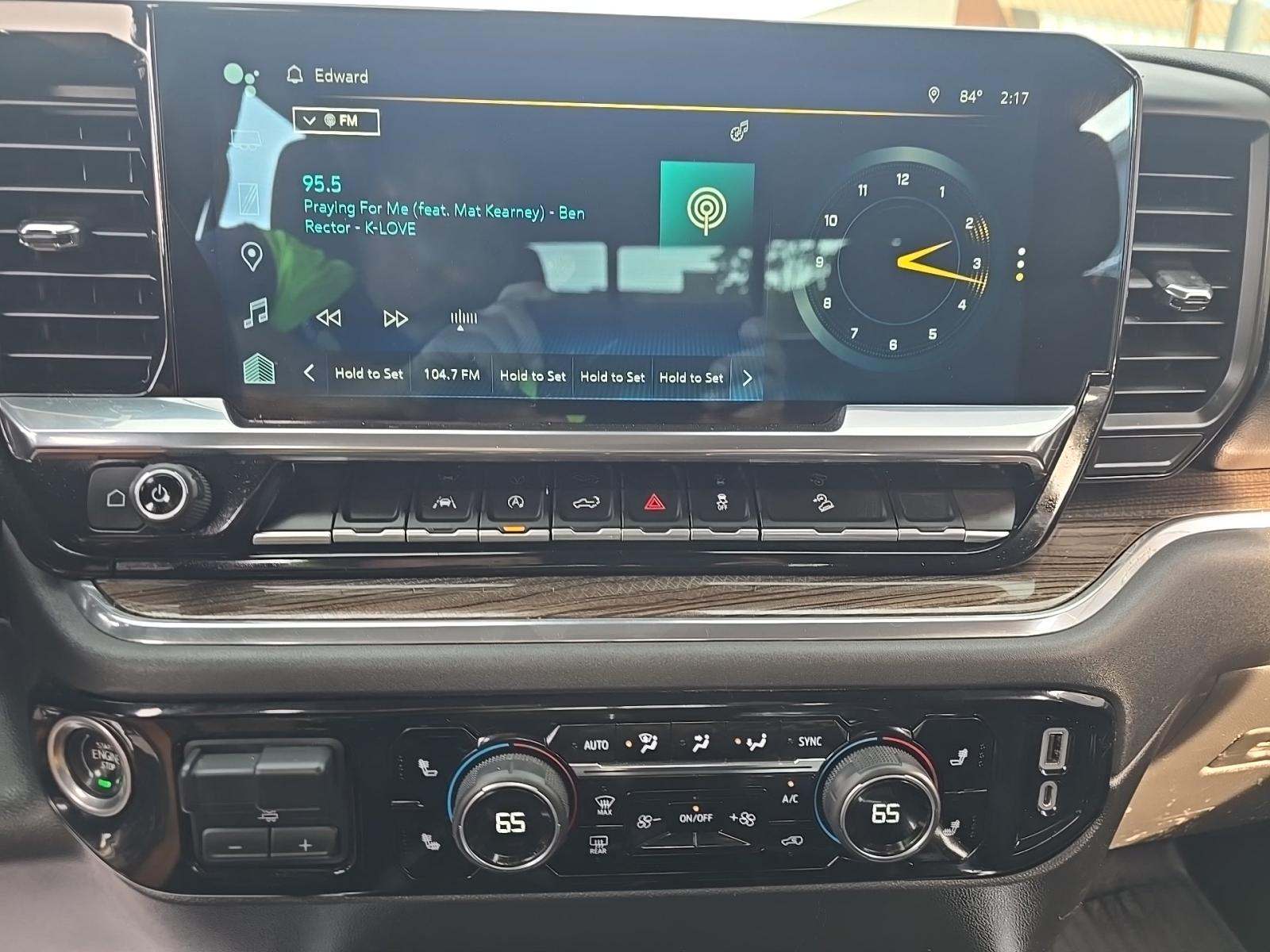 2022 Chevrolet Silverado 1500 RST AWD