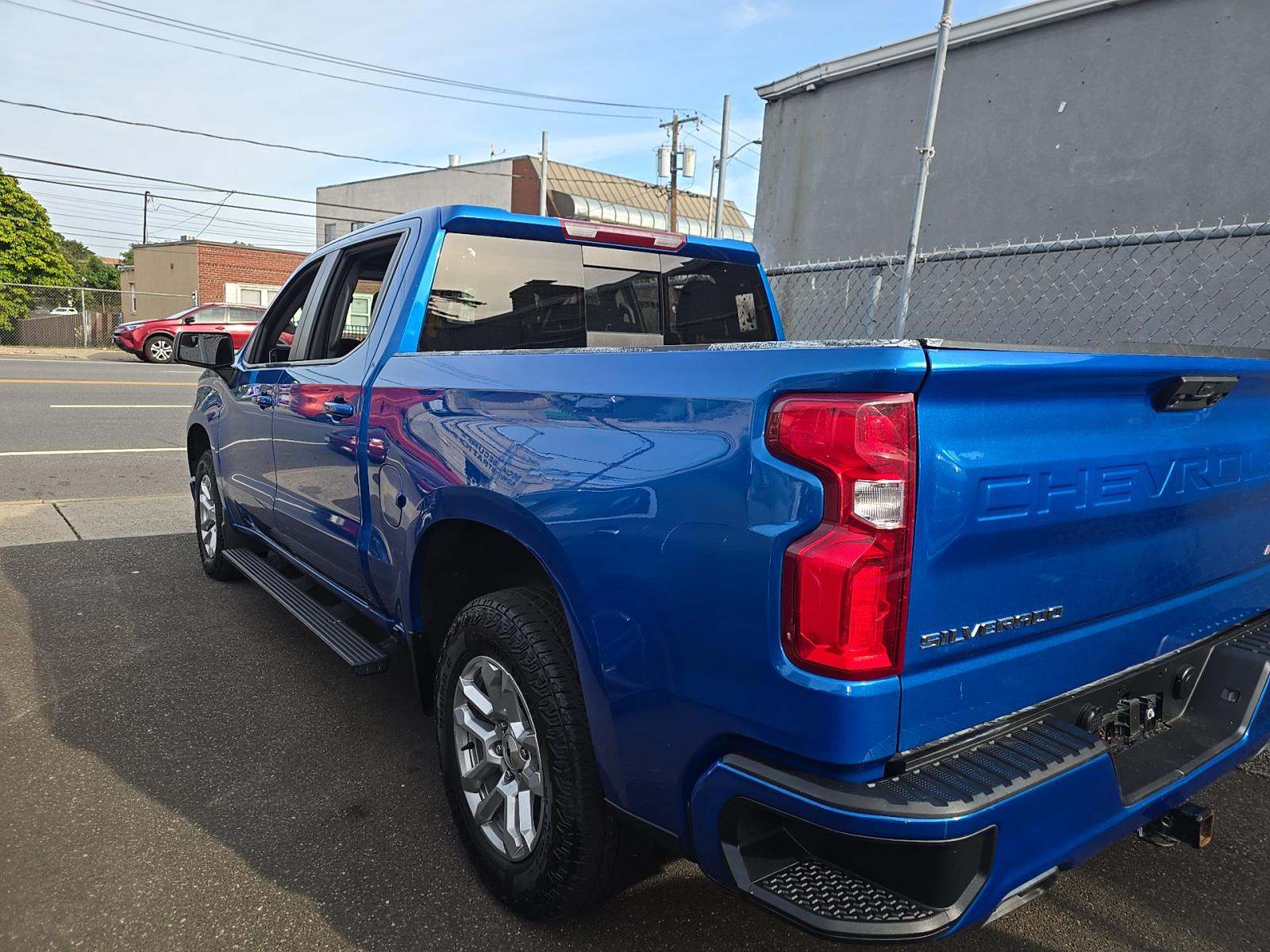 2022 Chevrolet Silverado 1500 RST AWD