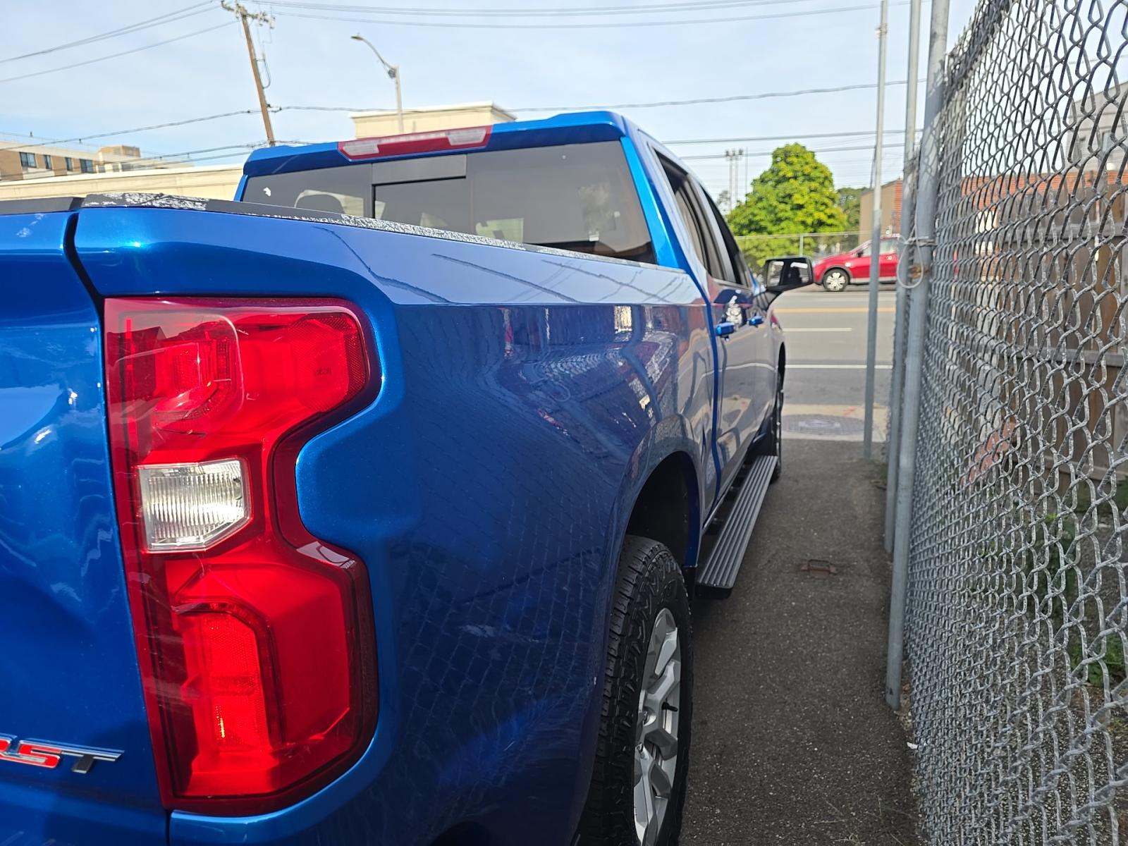 2022 Chevrolet Silverado 1500 RST AWD
