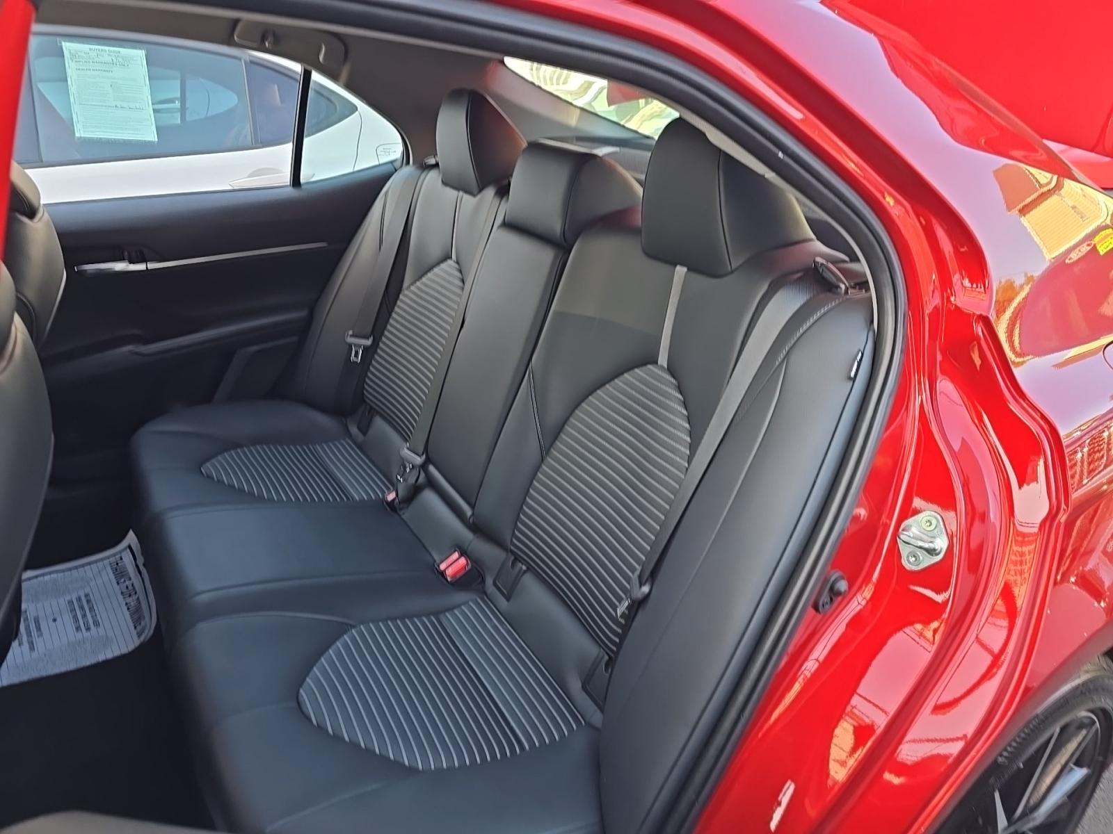 2024 Toyota Camry SE FWD