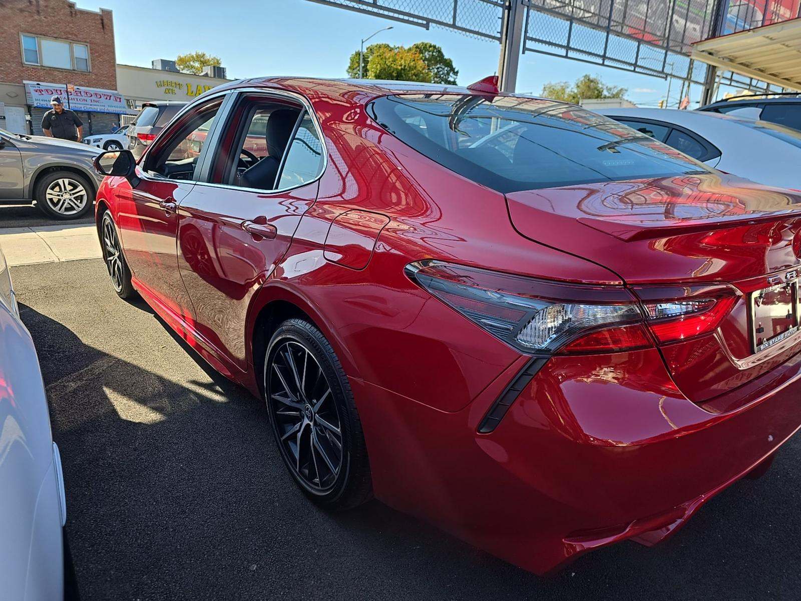 2024 Toyota Camry SE FWD