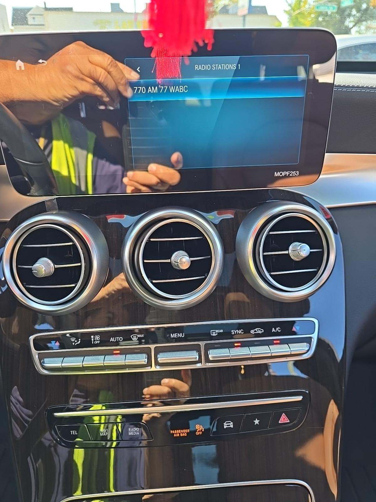 2022 Mercedes-Benz GLC GLC 300 AWD