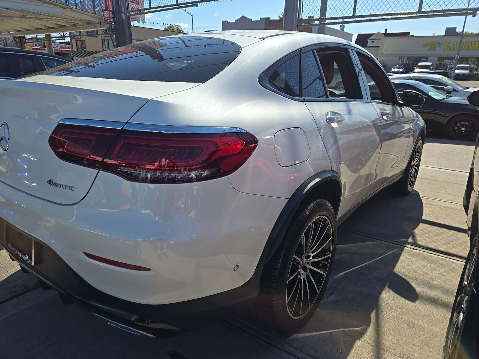 2022 Mercedes-Benz GLC GLC 300 AWD