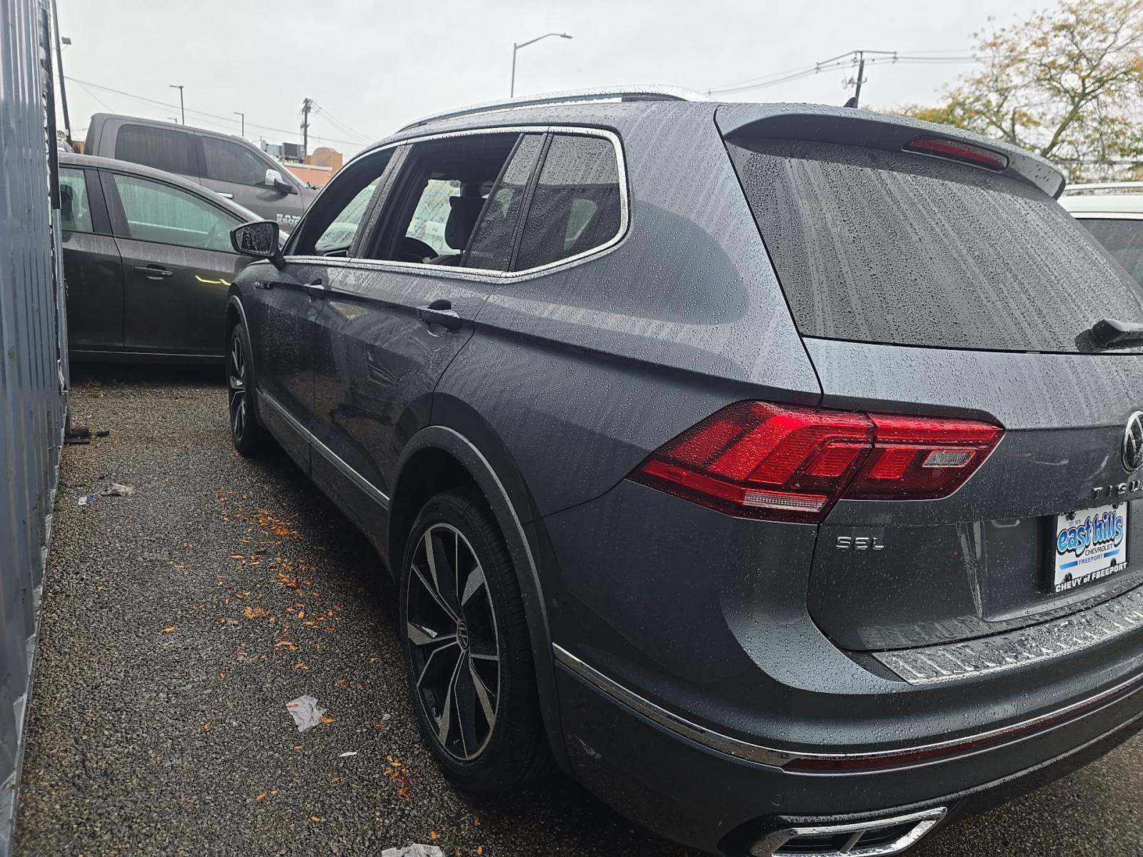2022 Volkswagen Tiguan 2.0T SEL R-Line AWD