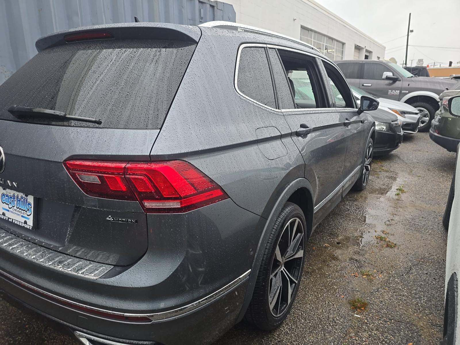 2022 Volkswagen Tiguan 2.0T SEL R-Line AWD