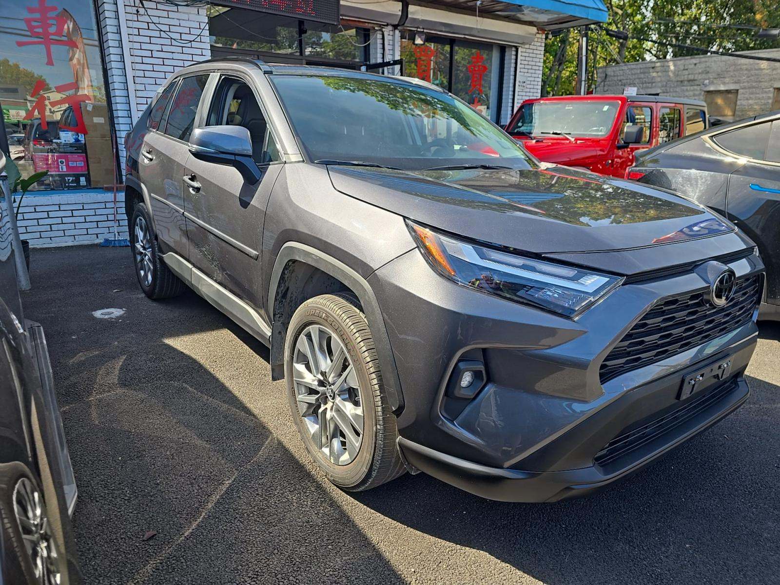 2024 Toyota RAV4 XLE Premium AWD