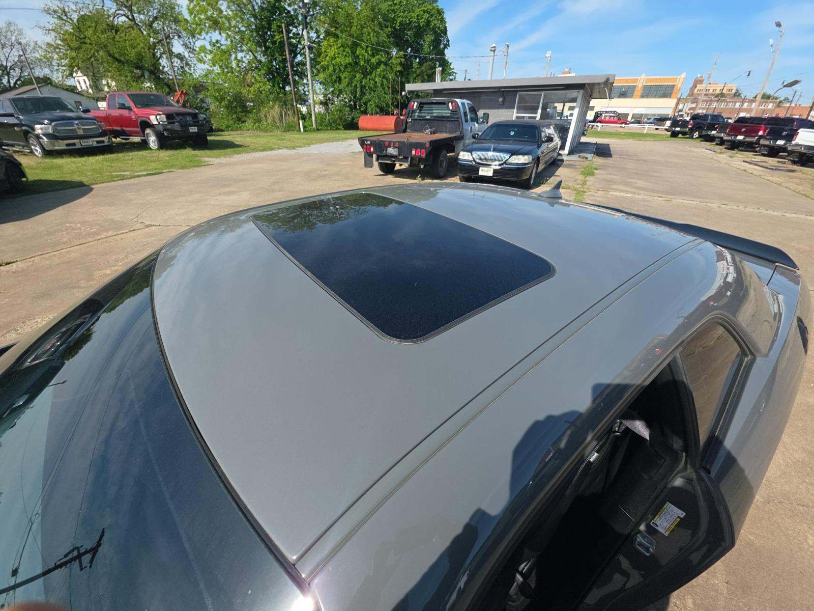 DODGE CHALLENGER - 8