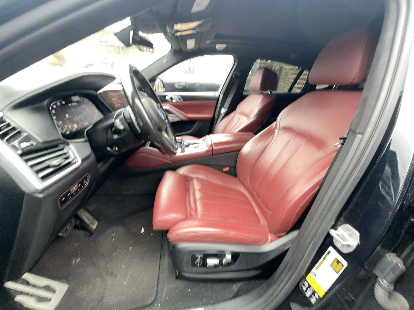 2021 BMW X6 M50i AWD