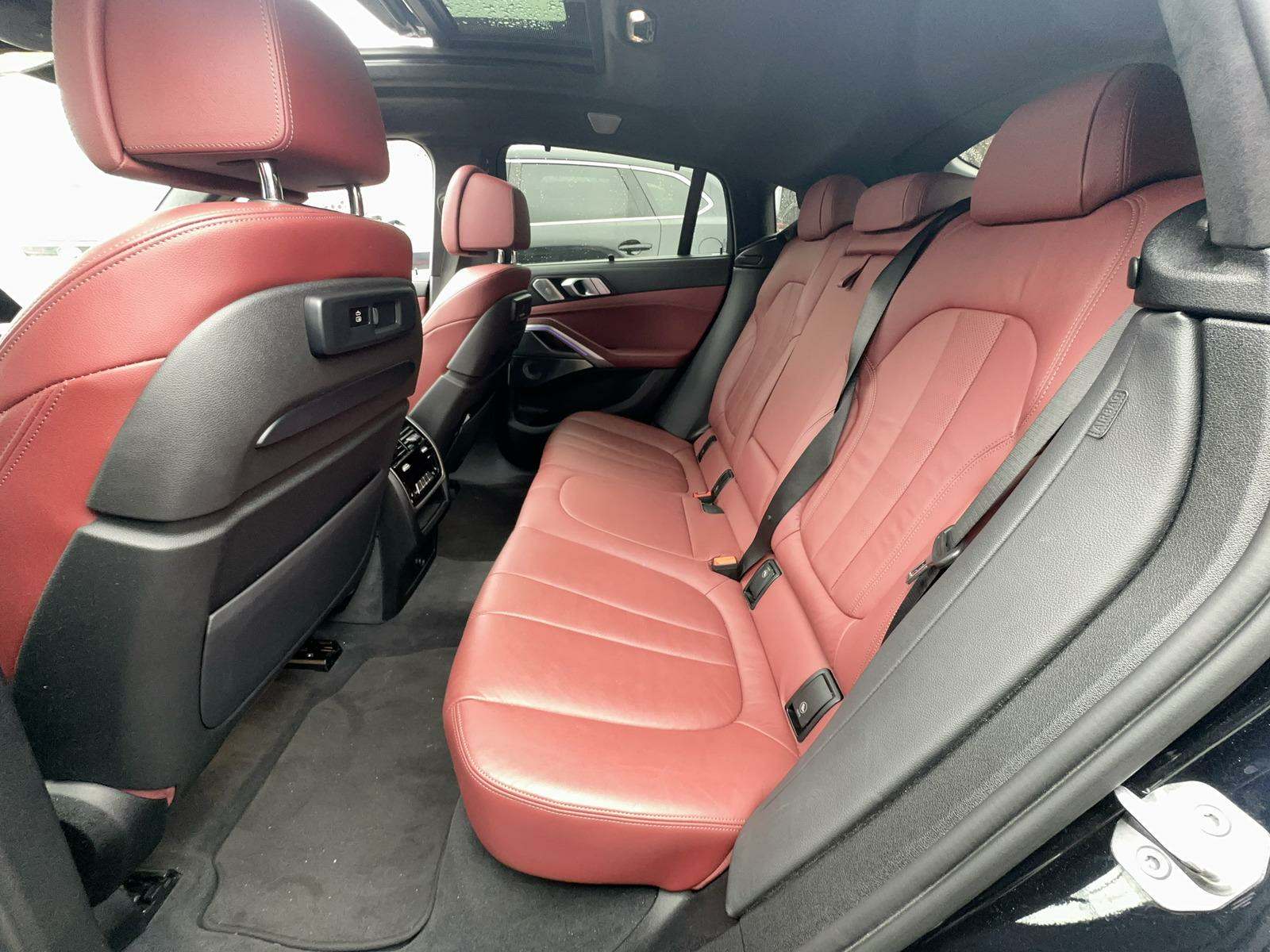 2021 BMW X6 M50i AWD