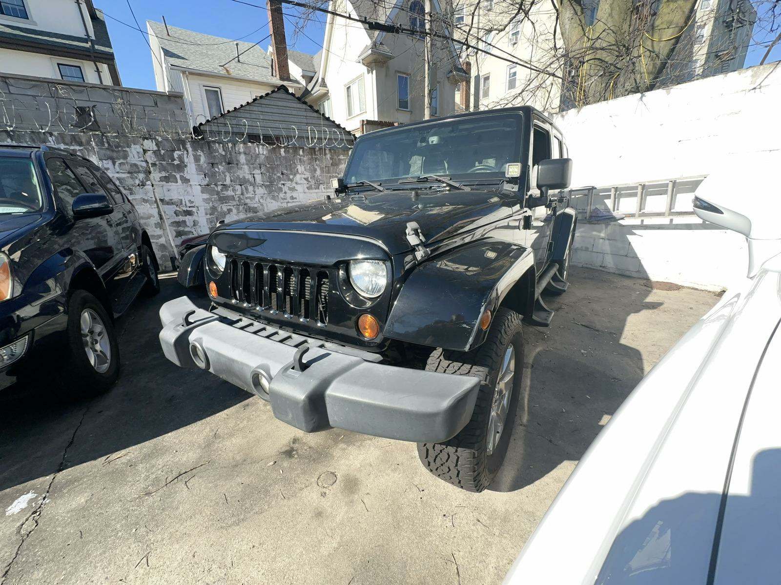 2013 Jeep Wrangler 4D SUV SAHARA AWD