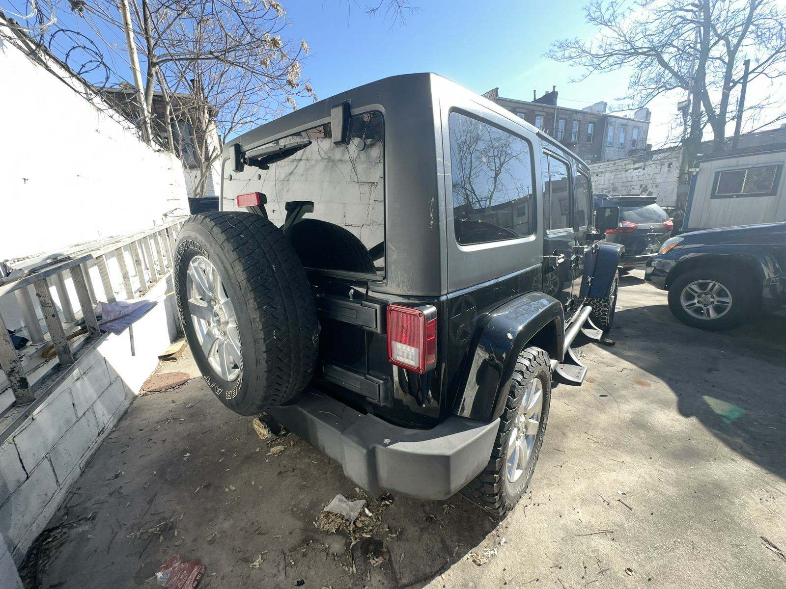 2013 Jeep Wrangler 4D SUV SAHARA AWD