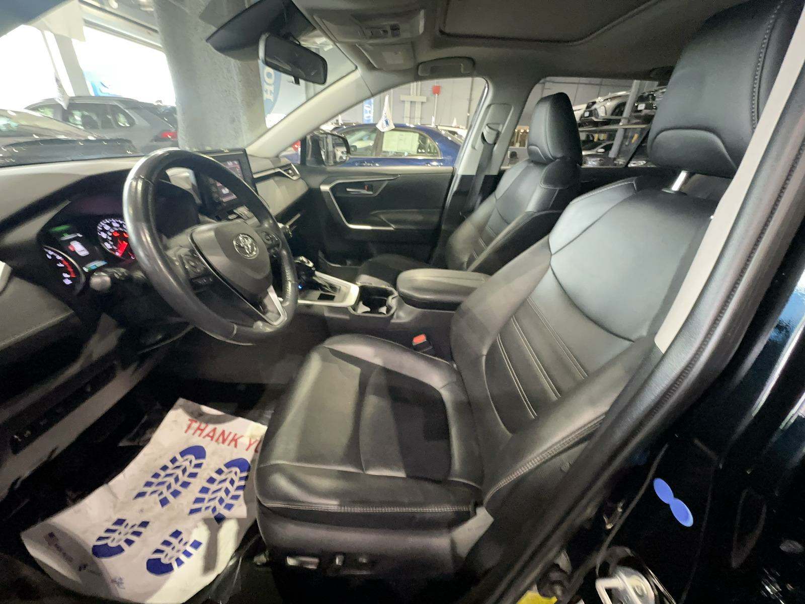 2020 Toyota RAV4 XLE Premium AWD