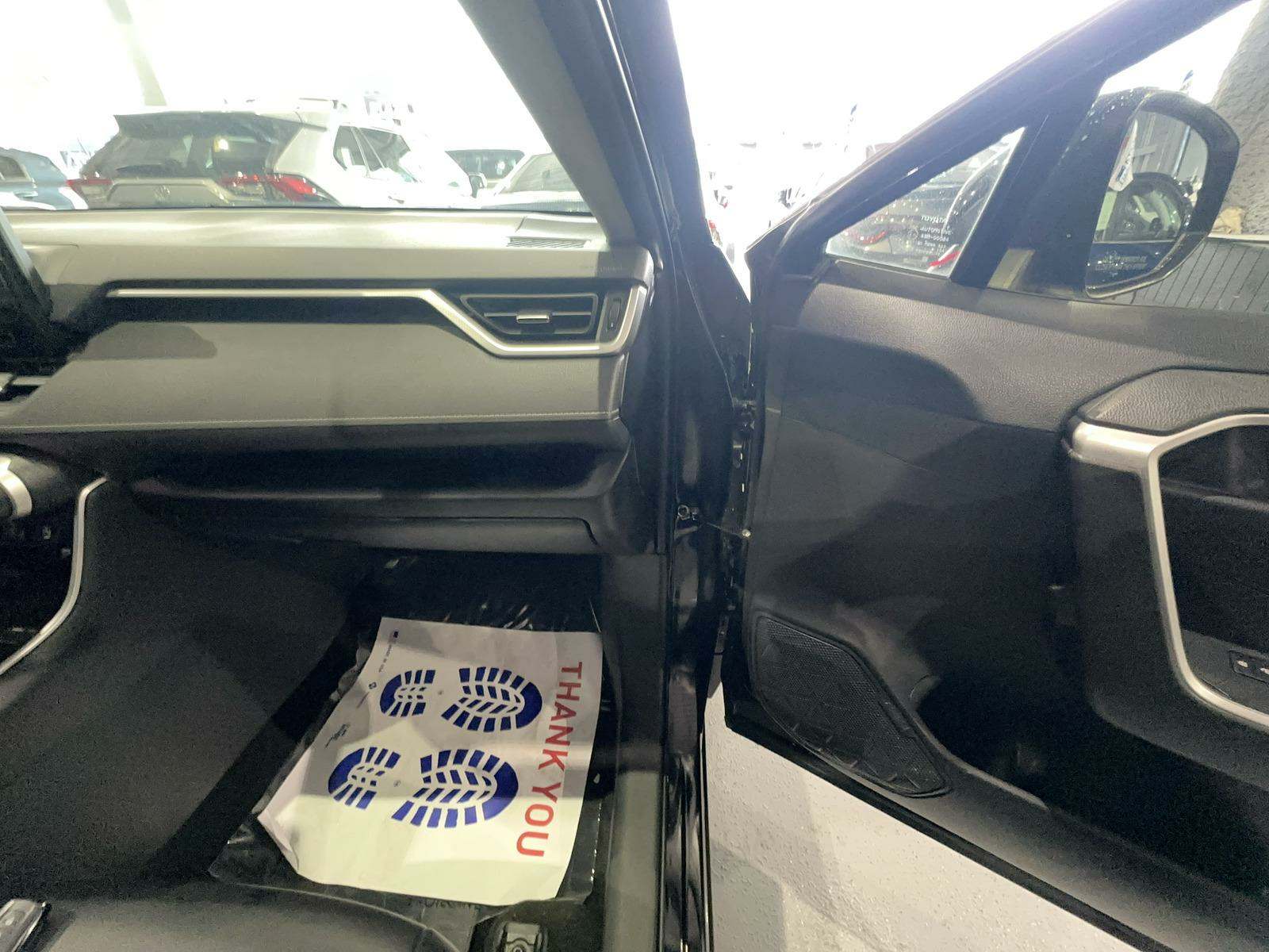 2020 Toyota RAV4 XLE Premium AWD