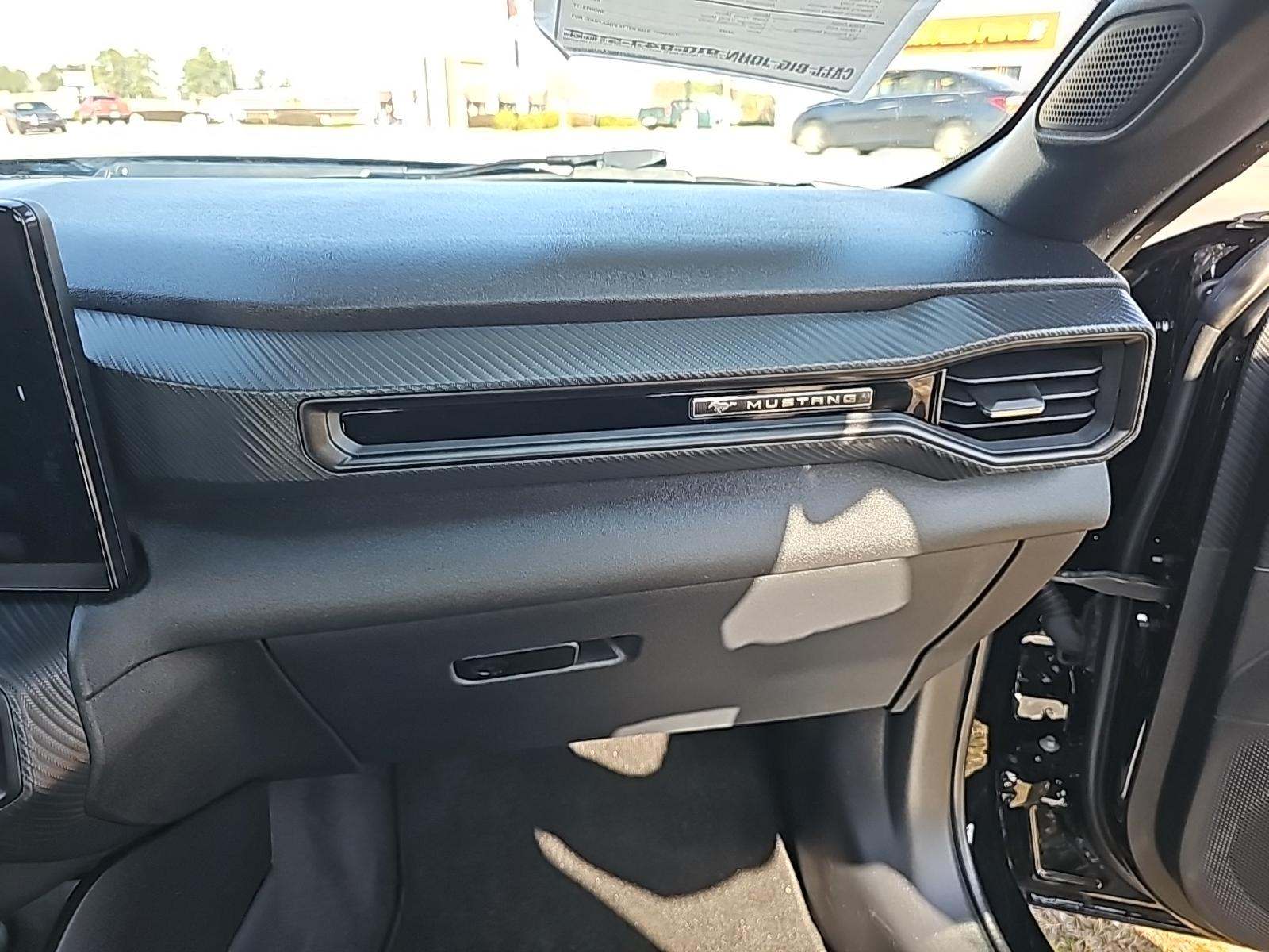 2025 Ford Mustang EcoBoost RWD