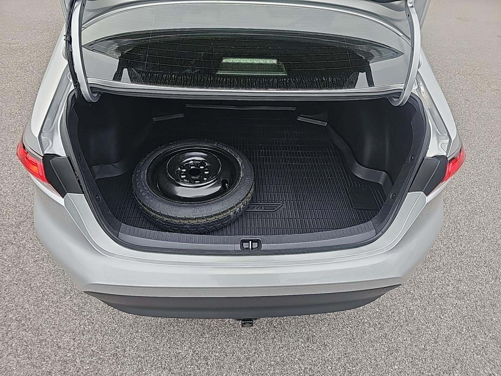 2024 Toyota Corolla Hybrid LE FWD