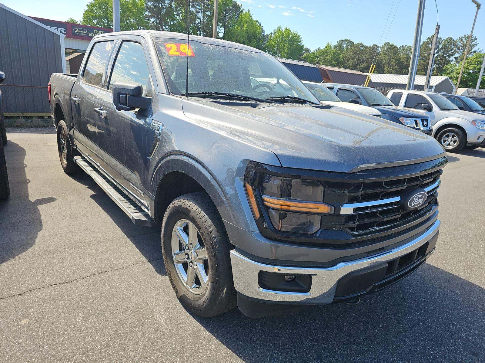 FORD F-150 - 4