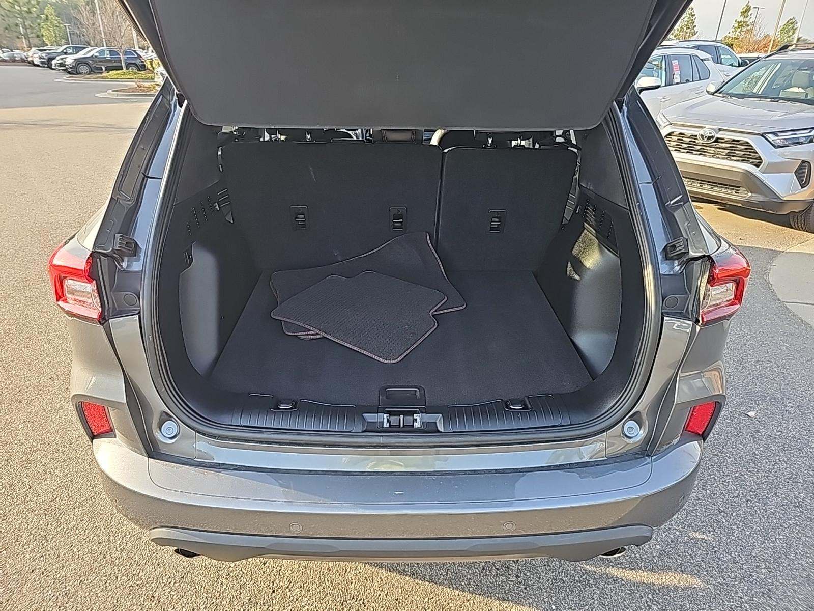 2023 Ford Escape ST-Line Select AWD