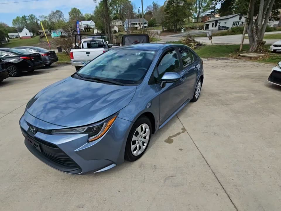 2024 Toyota Corolla LE FWD