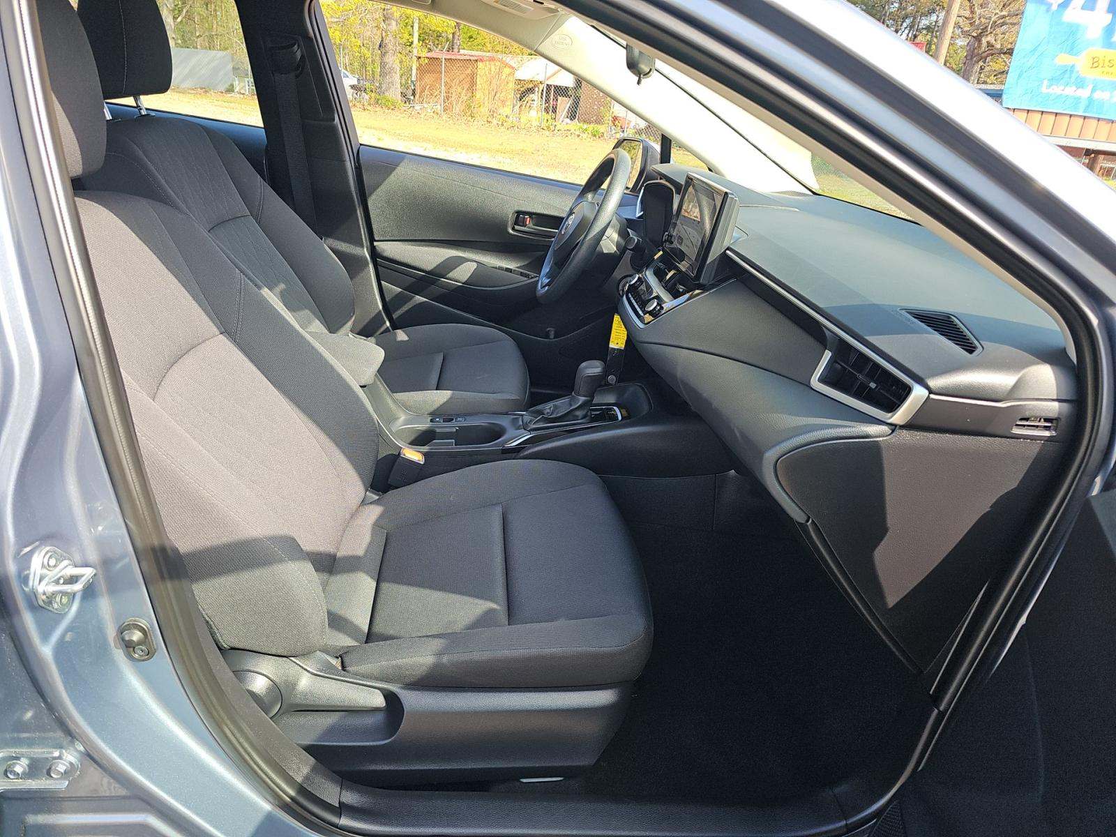 2024 Toyota Corolla LE FWD