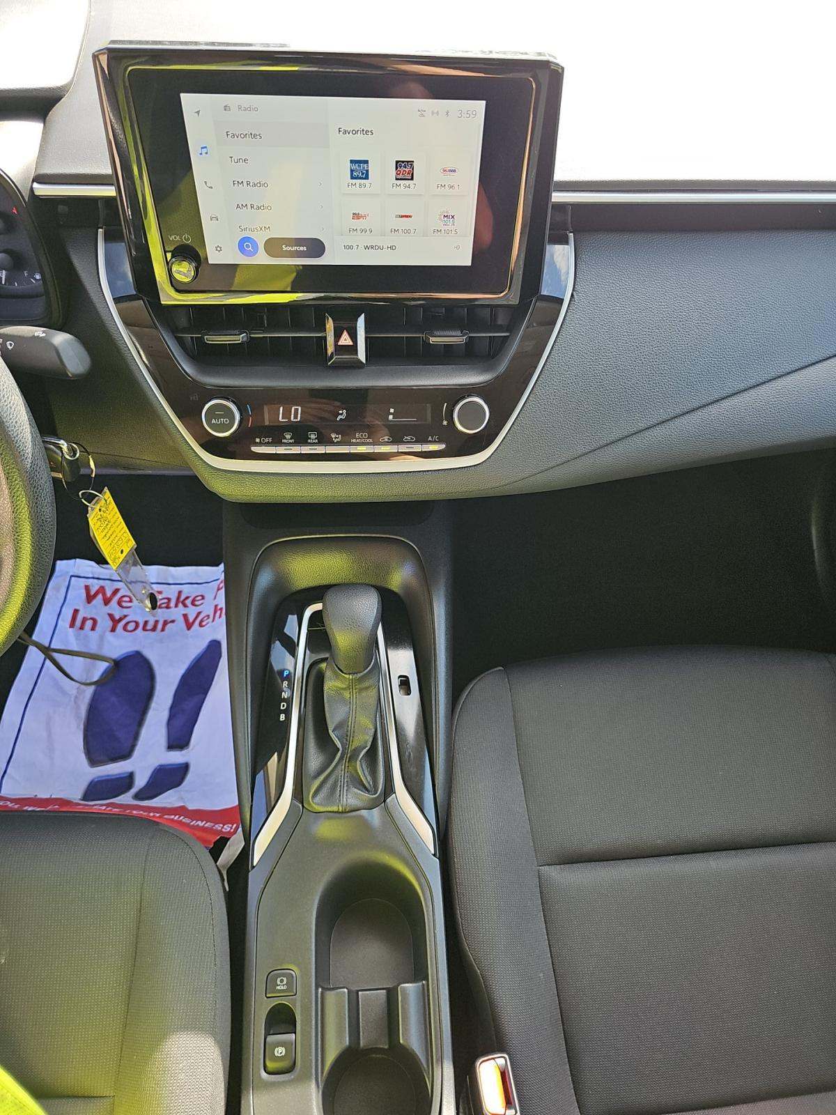 2024 Toyota Corolla LE FWD