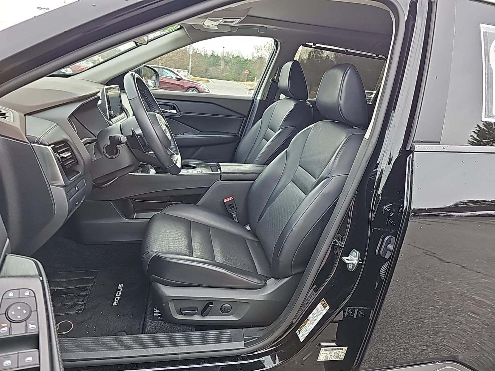 2023 Nissan Rogue SV FWD