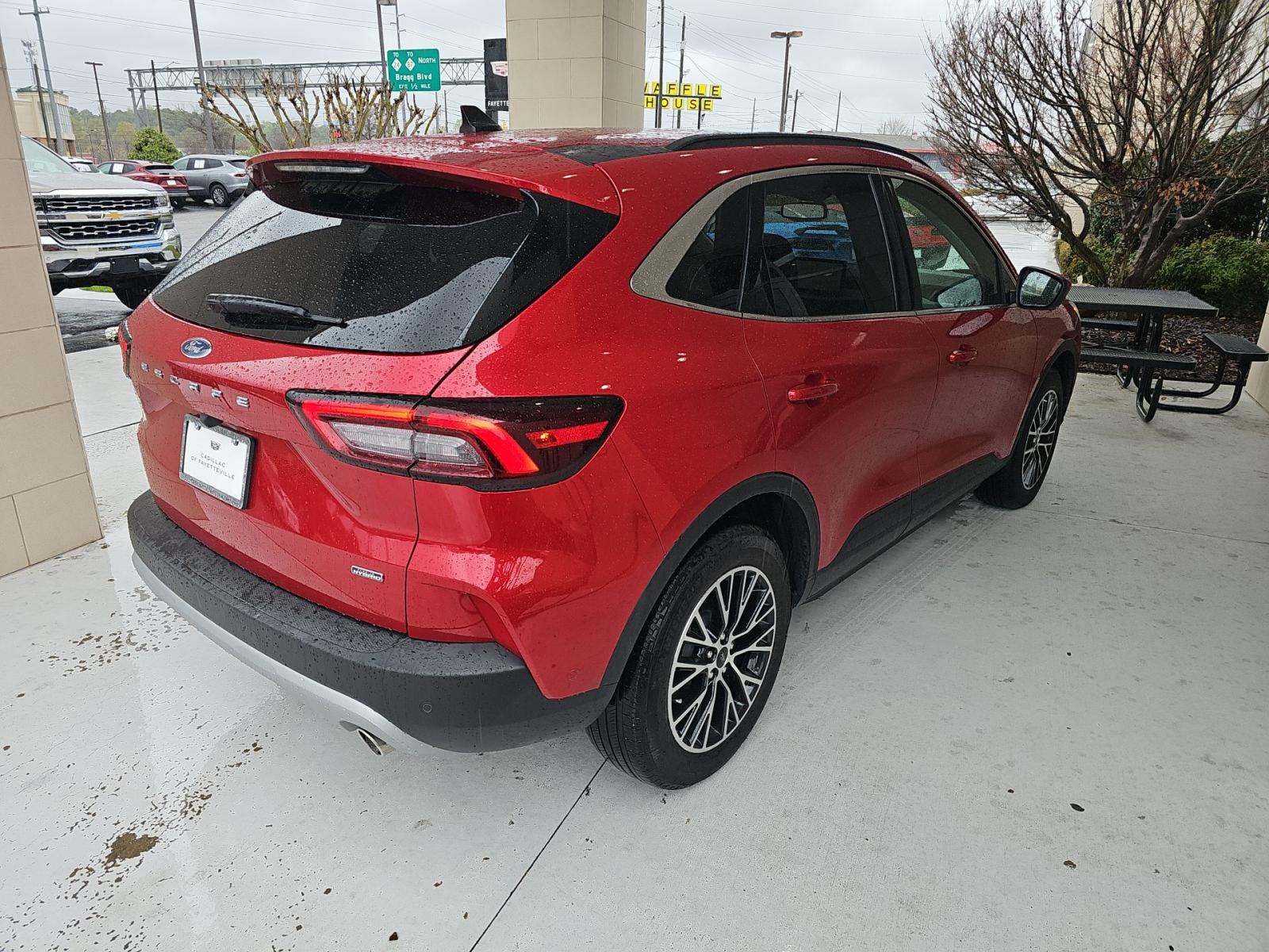 2024 Ford Escape Plug-In Hybrid FWD