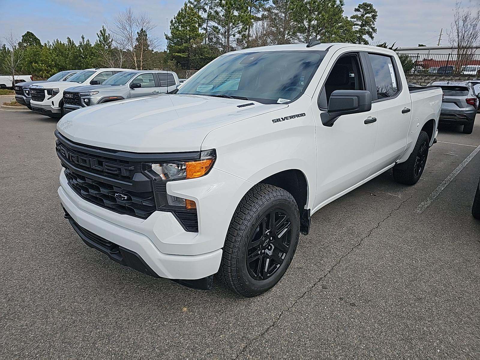 2025 Chevrolet Silverado 1500 Custom RWD