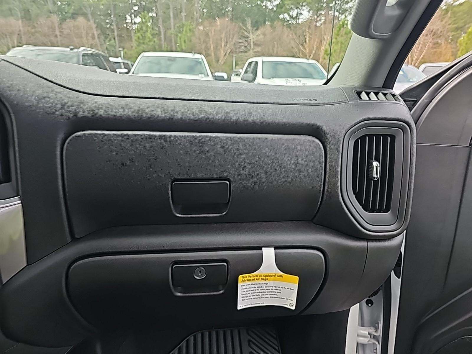 2025 Chevrolet Silverado 1500 Custom RWD