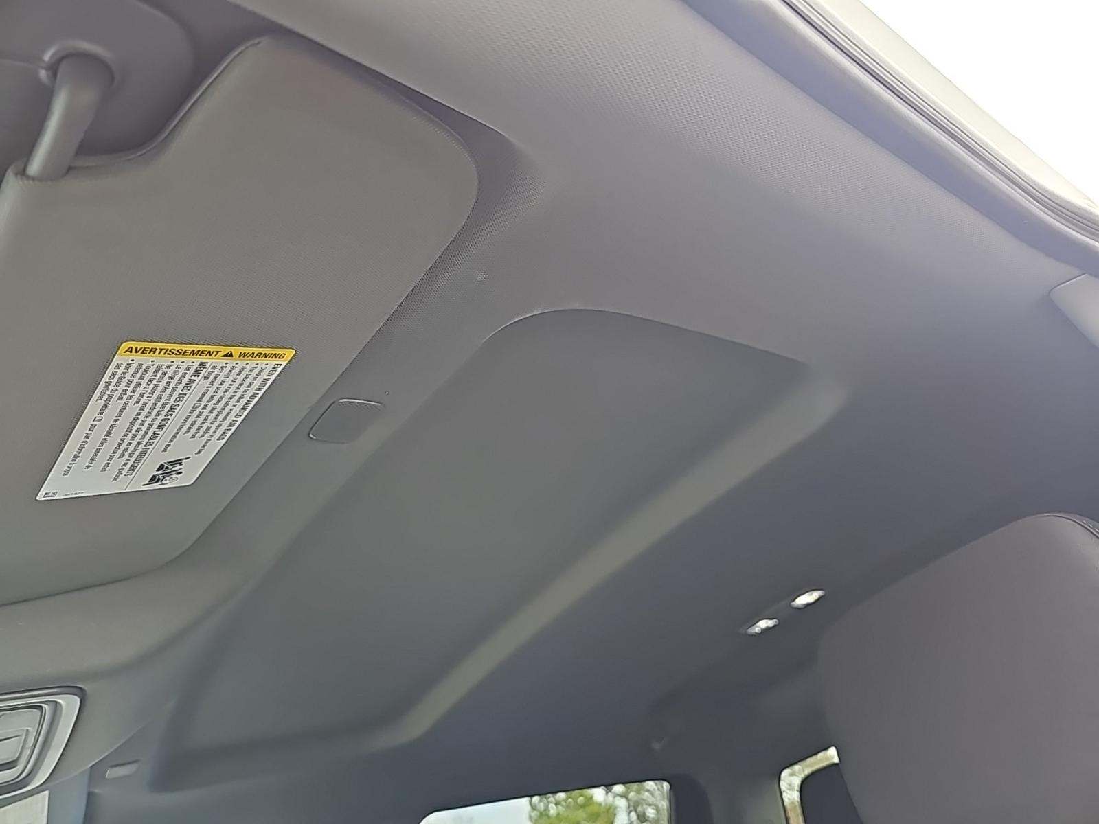 2025 Chevrolet Silverado 1500 Custom RWD