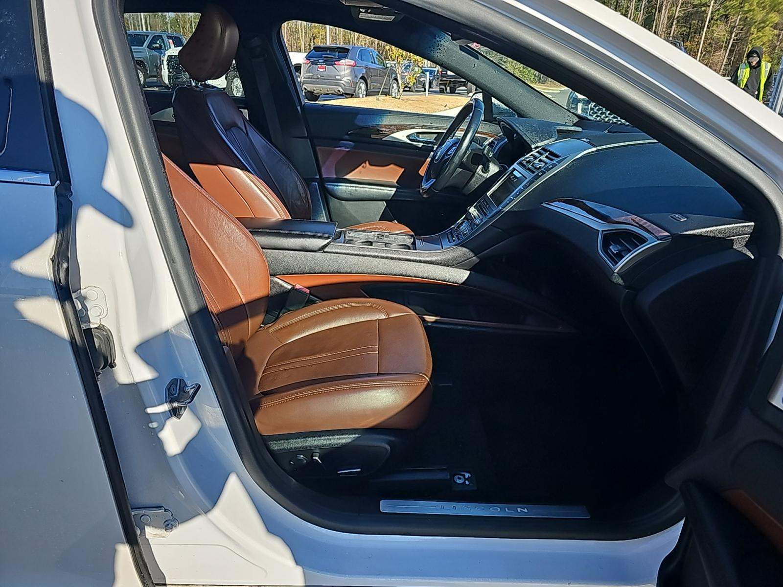 2020 Lincoln MKZ Hybrid Reserve FWD